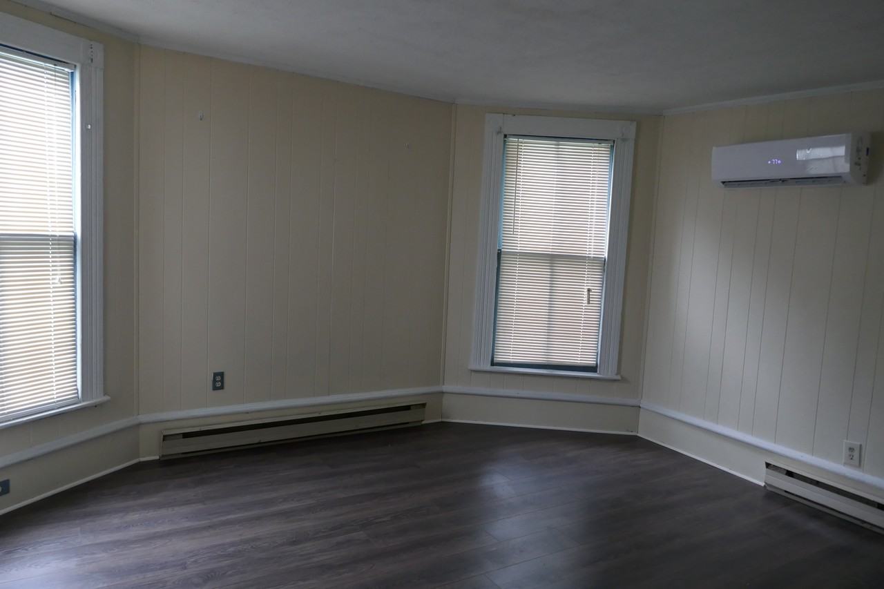 325 Church Rd - Photo 2 of 4