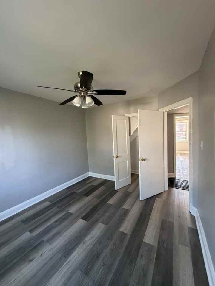 18 W Jeffrey St - Photo 2 of 11