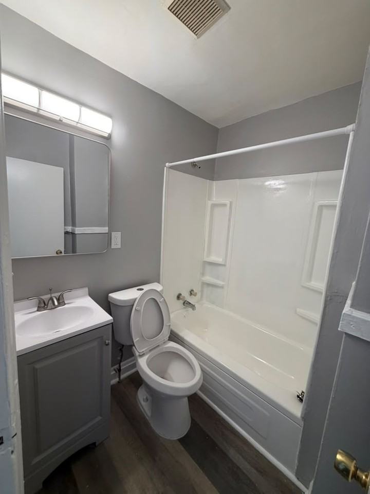 18 W Jeffrey St - Photo 3 of 11