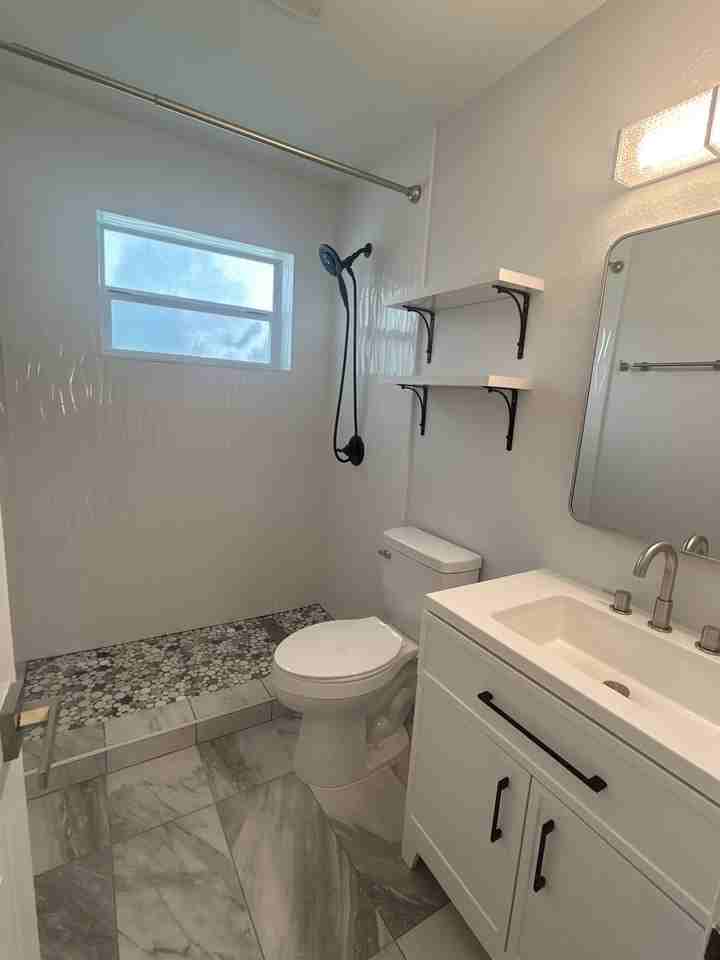280 N Lorraine Dr #NA - Photo 7 of 9