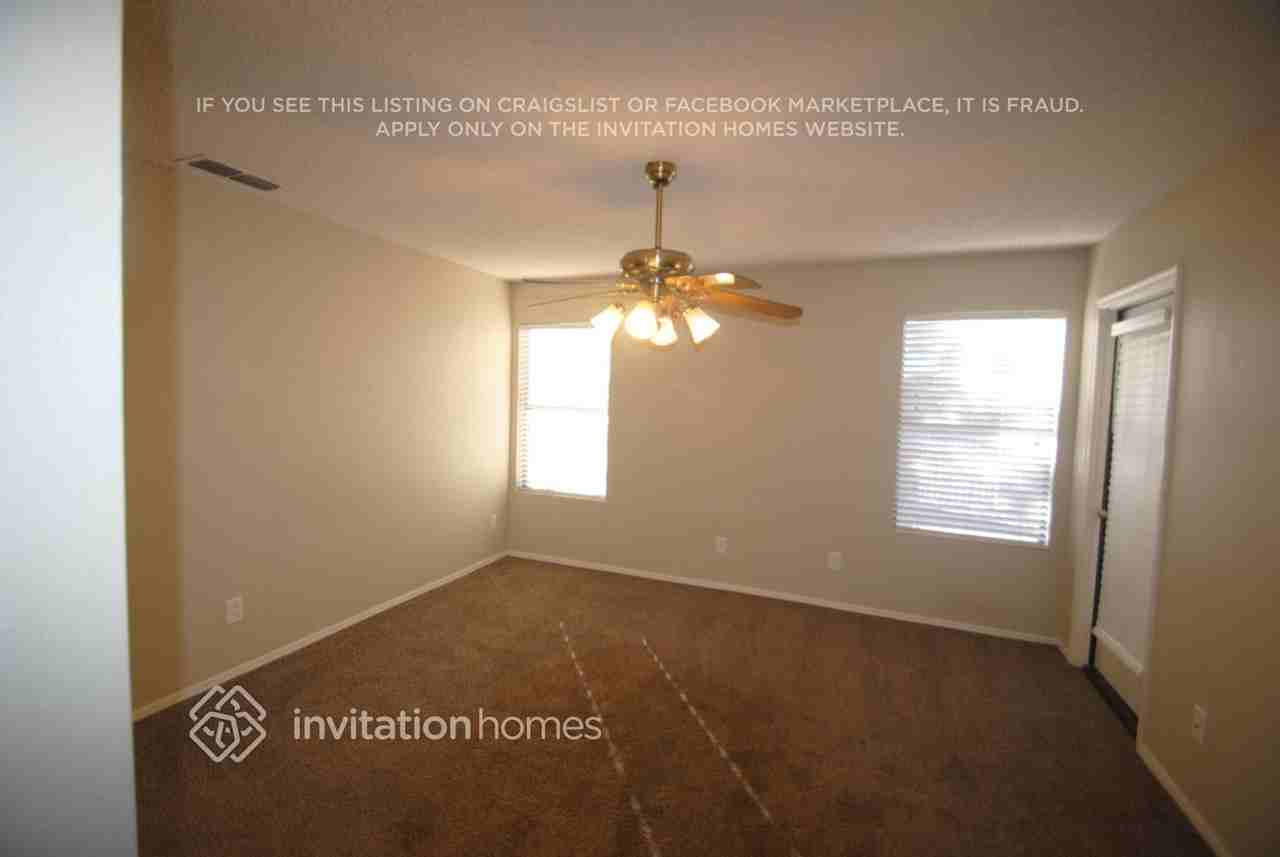 737 E Sack Dr - Photo 6 of 10