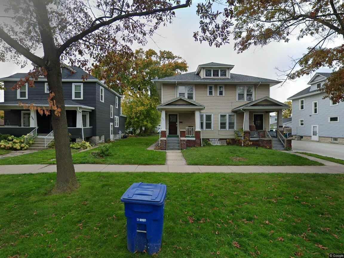 327 N Maple Ave #A - Photo 2 of 2