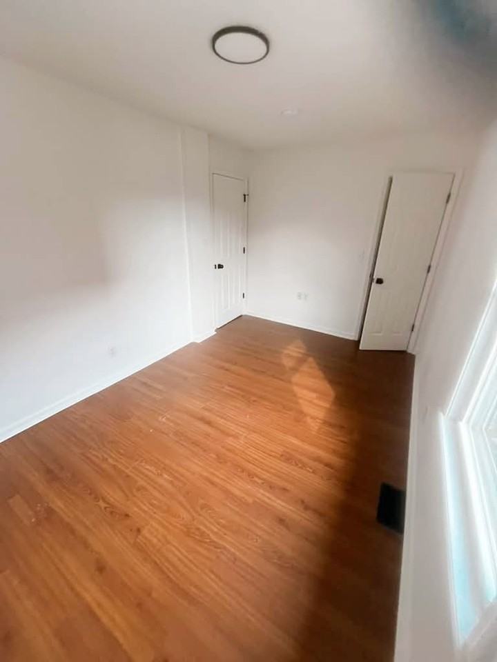 430 W Hill St - Photo 6 of 15