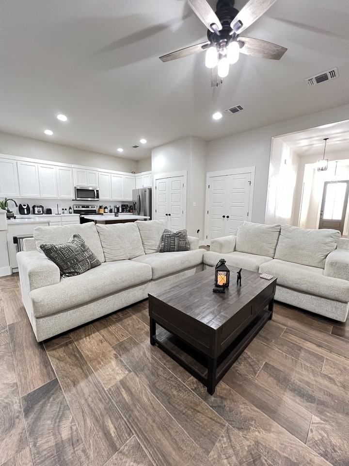 5922 Merrick St #NA - Photo 6 of 23