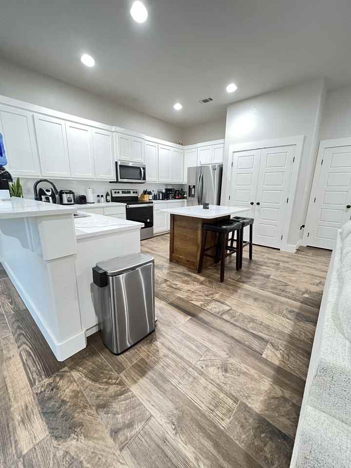 5922 Merrick St #NA - Photo 7 of 23