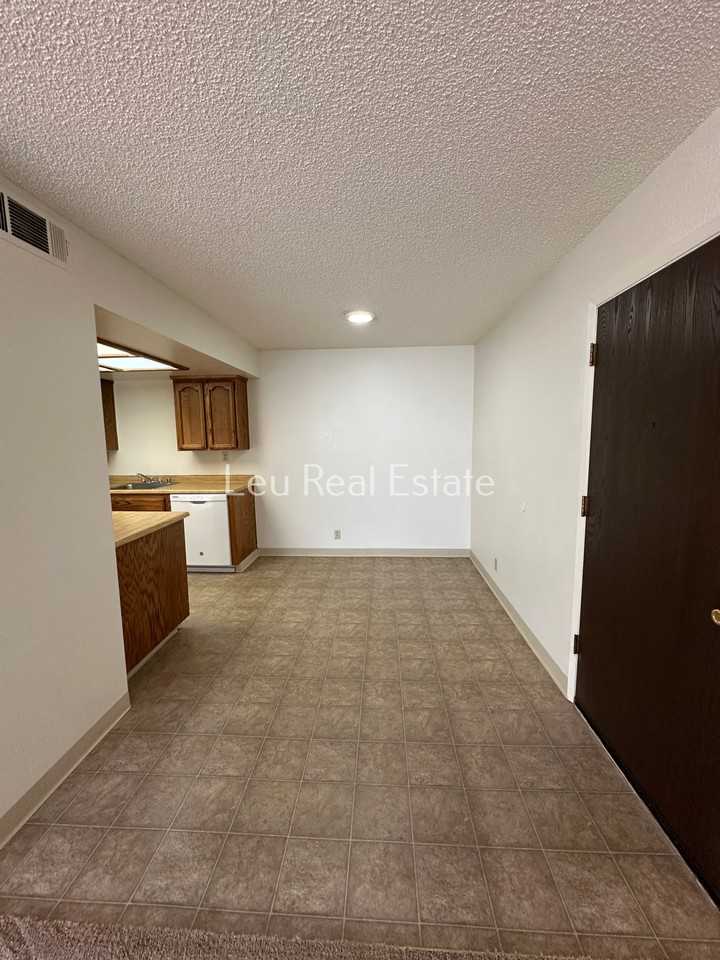 2641 Hastings Dr #NA - Photo 4 of 18