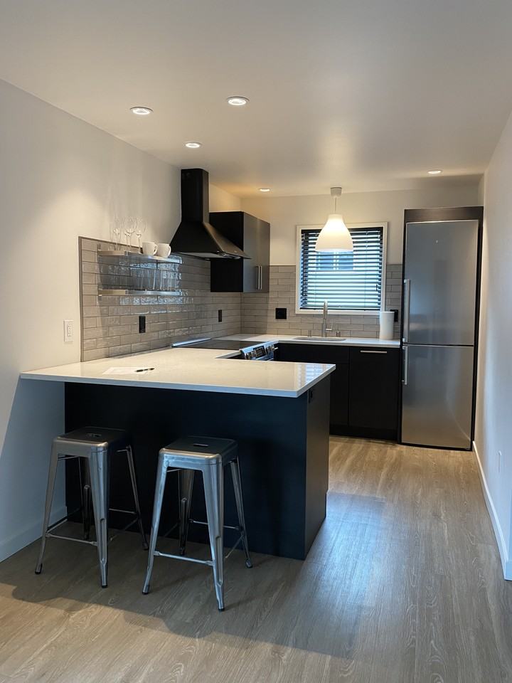1200 Glacier Ave #B - Photo 4 of 10