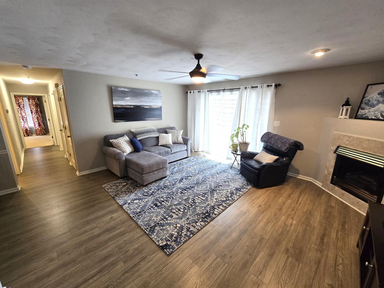 2236 Lesner Cres #1 - Photo 5 of 46