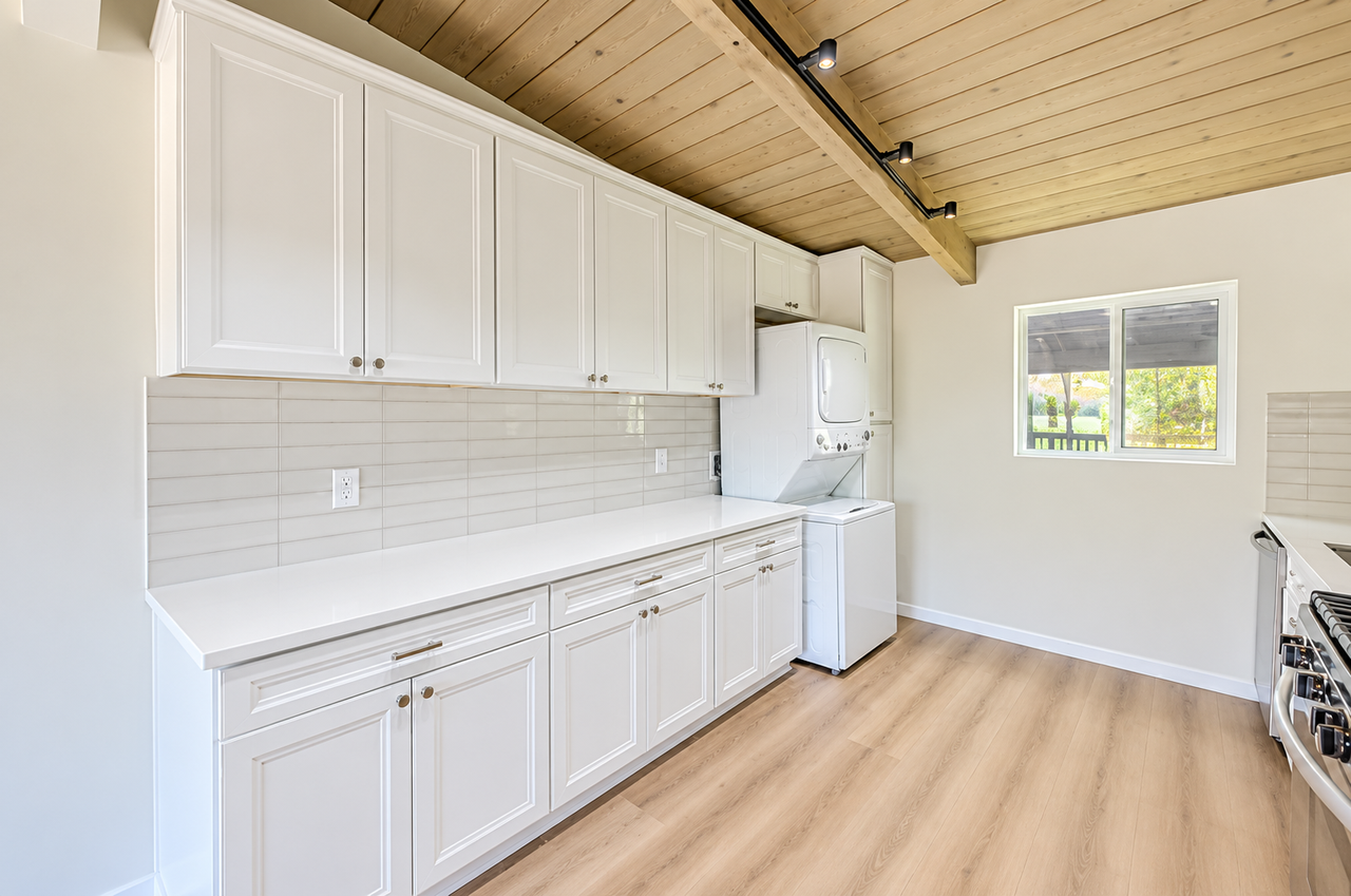 4123 Sycamore Dr #2 - Photo 3 of 12