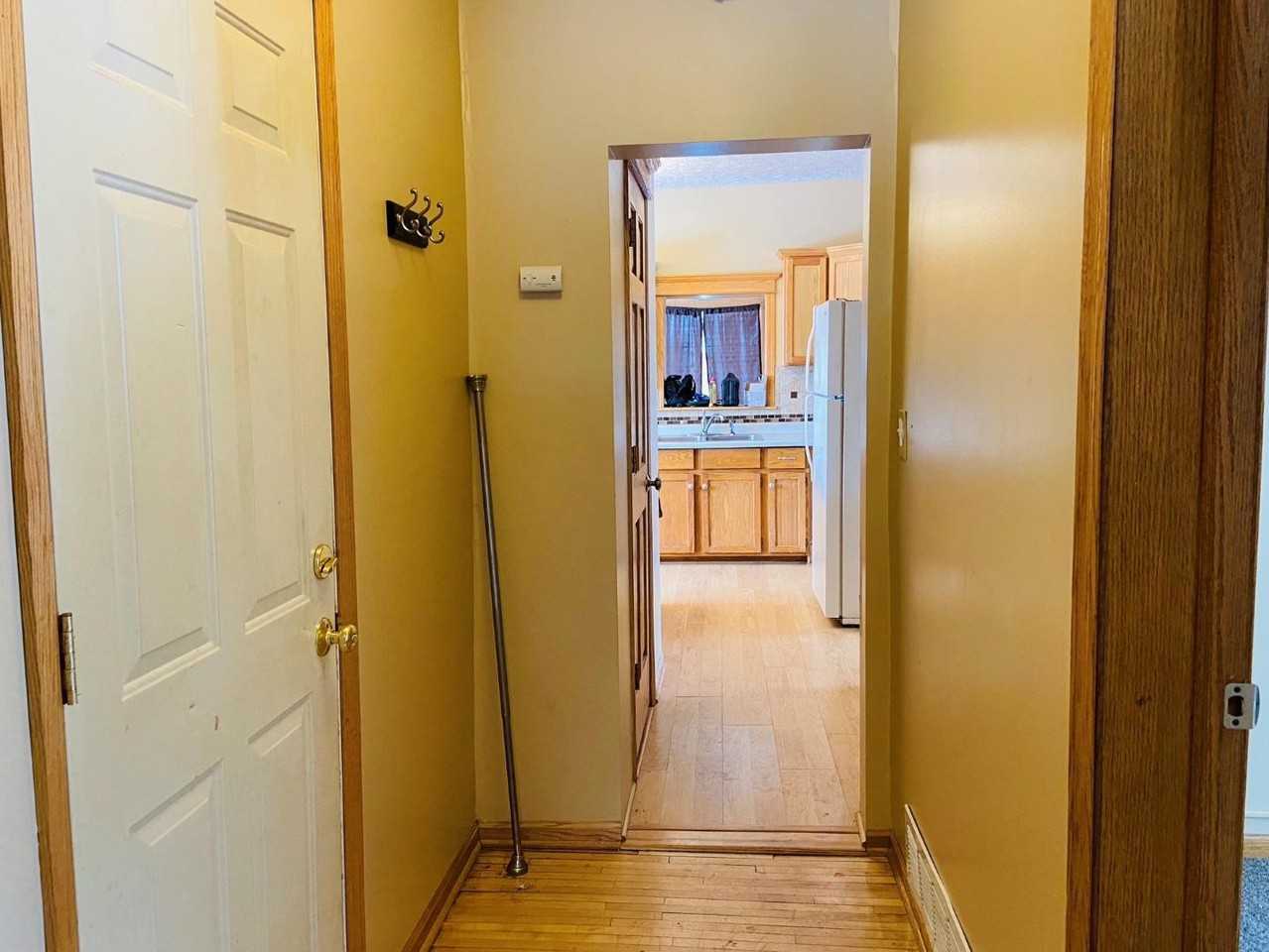 914 12th Ave. #1 - Photo 4 of 4