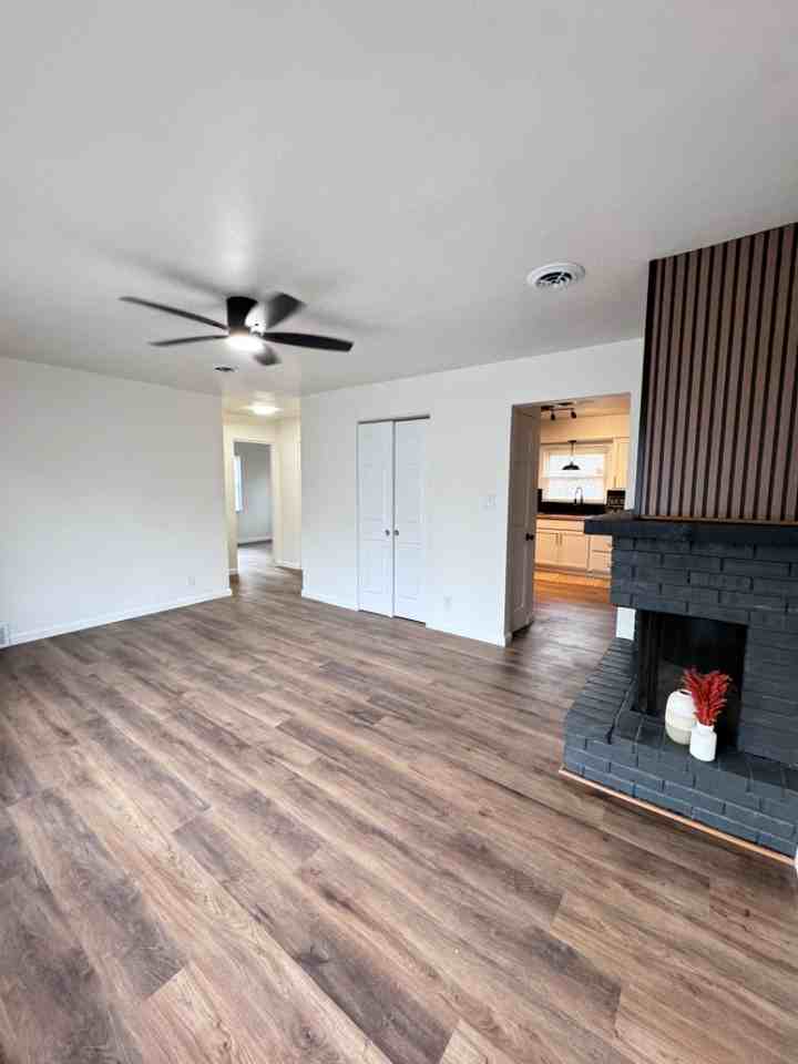1609 Foster Dr - Photo 7 of 20