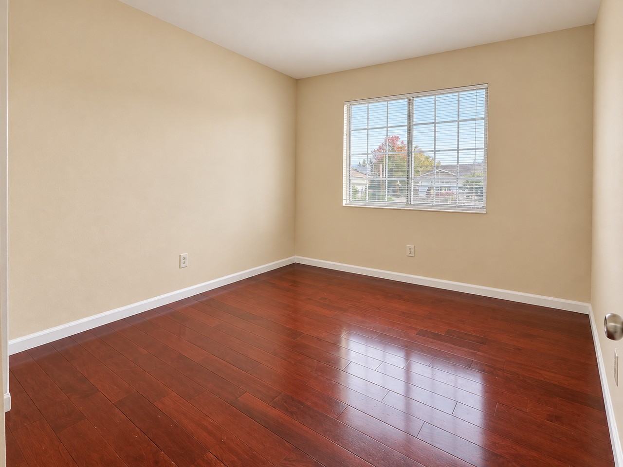 510 Linford Pl #1 - Photo 6 of 27