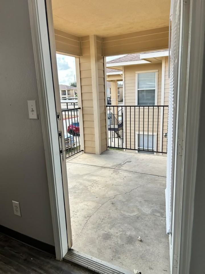2601 Sarah Avenue-074 #074-60 - Photo 3 of 17