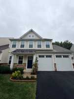 featured image of 2014 Rivers Dr #1