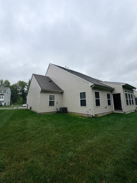 2014 Rivers Dr #1 - Photo 4 of 32