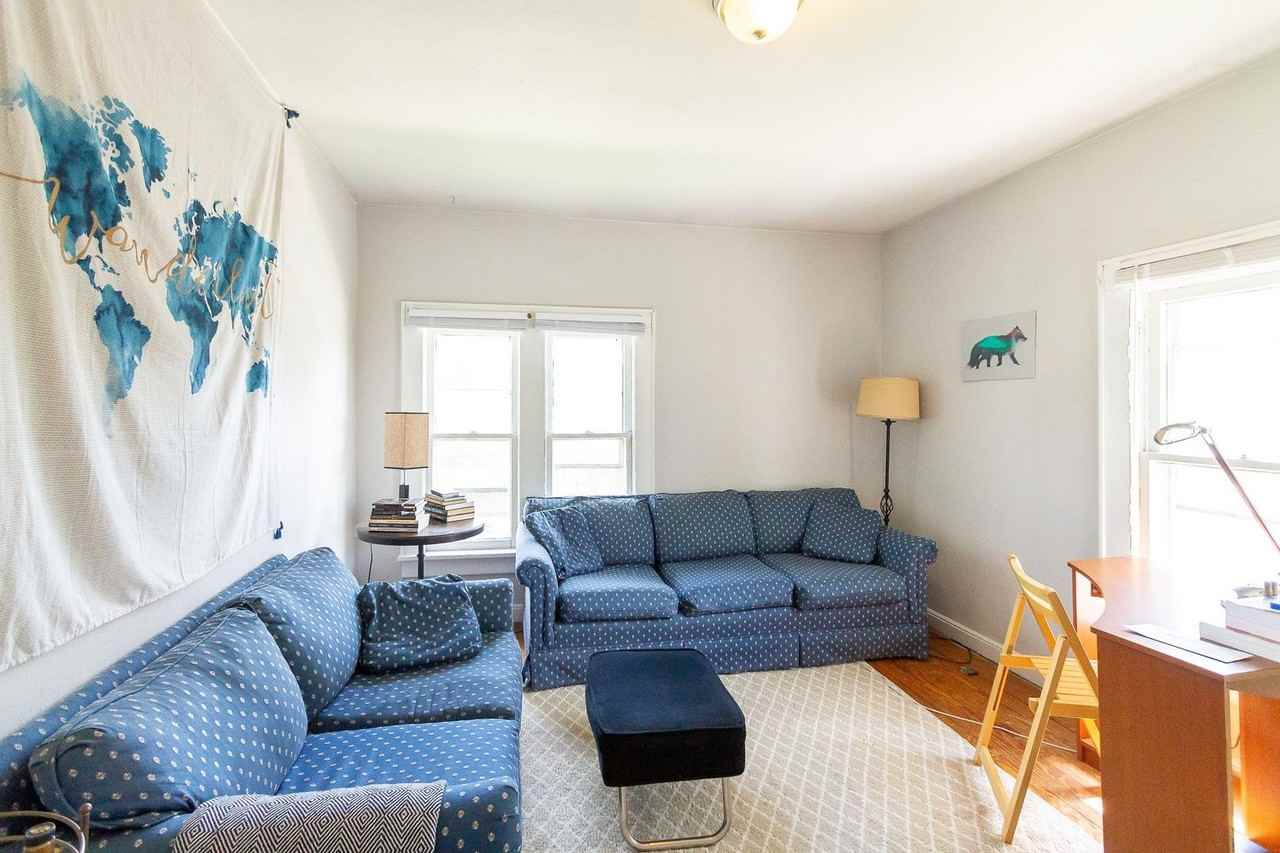 1526 1/2 W Jackson St - Photo 6 of 8