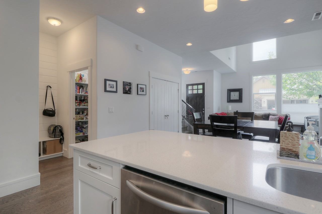 1172 E Lone Shore Dr #1 - Photo 3 of 11