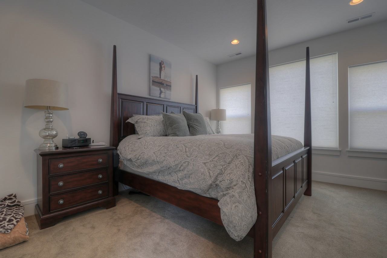 1172 E Lone Shore Dr #1 - Photo 4 of 11