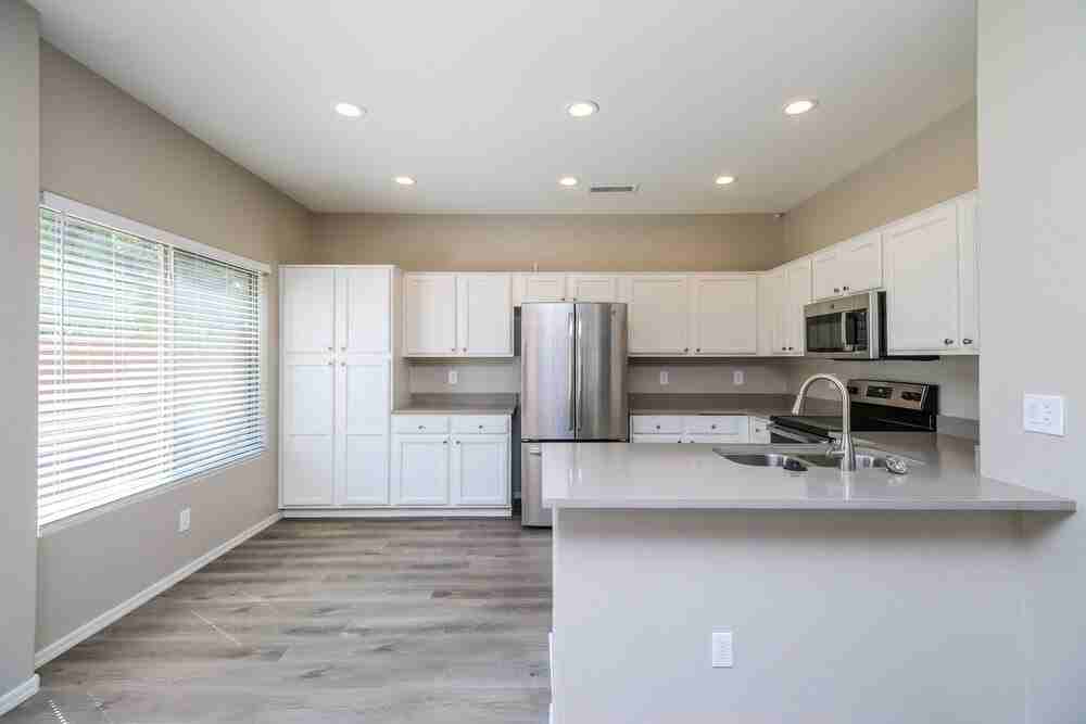 4005 E Ironhorse Rd - Photo 6 of 17