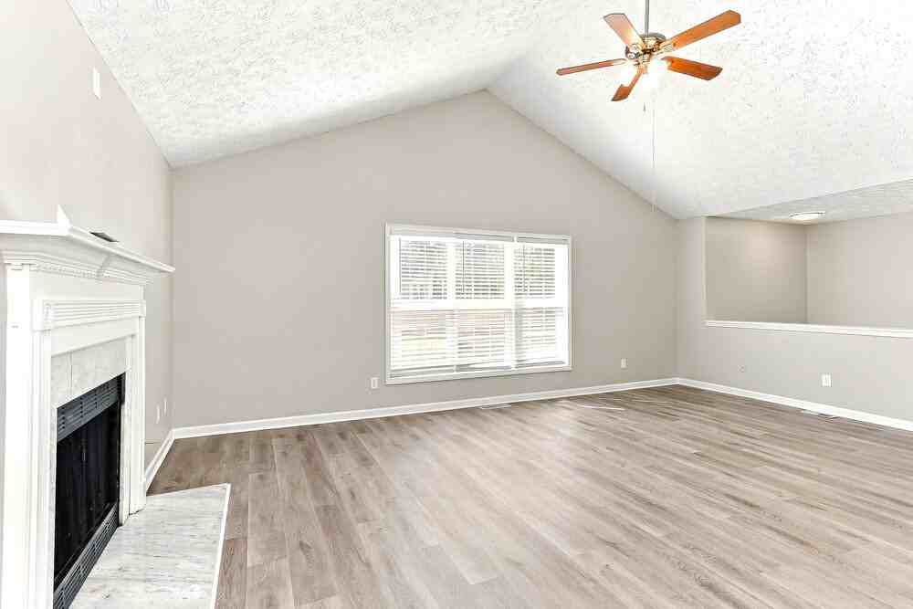 5539 Princeton Oaks Ln - Photo 6 of 18