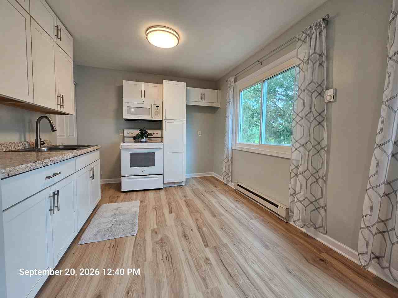 510 Rockland Ave #B - Photo 3 of 9