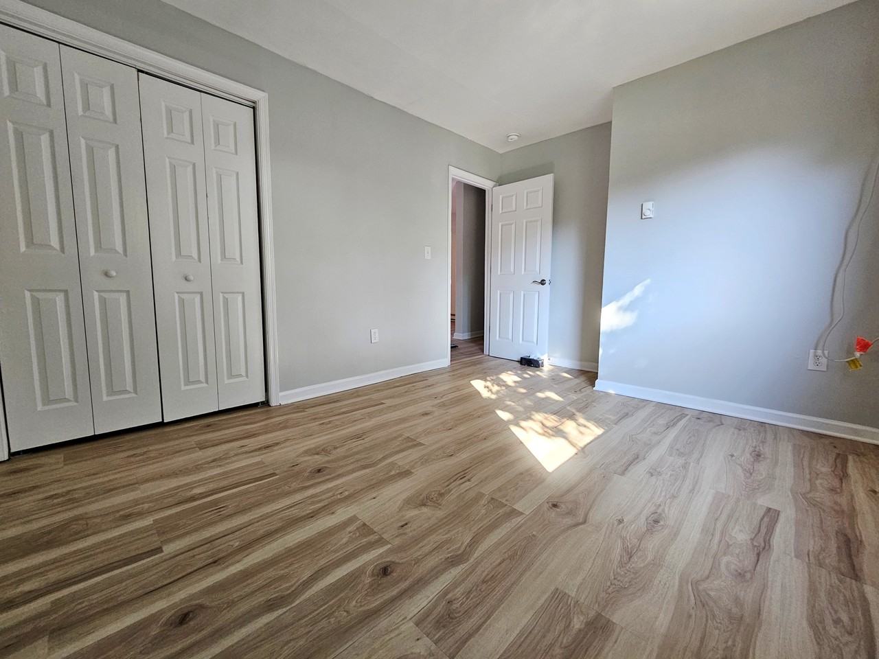 510 Rockland Ave #B - Photo 5 of 9