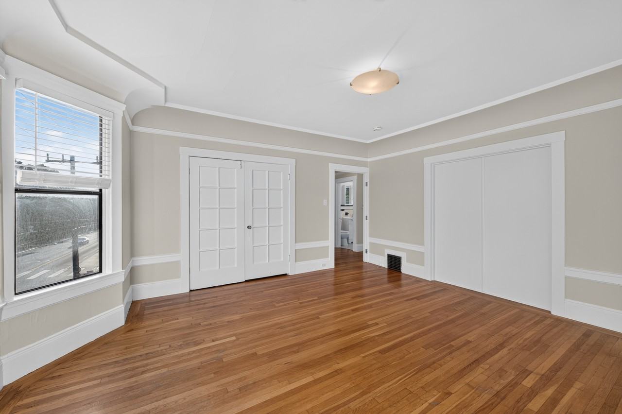 6350 Fulton St #4 - Photo 5 of 14