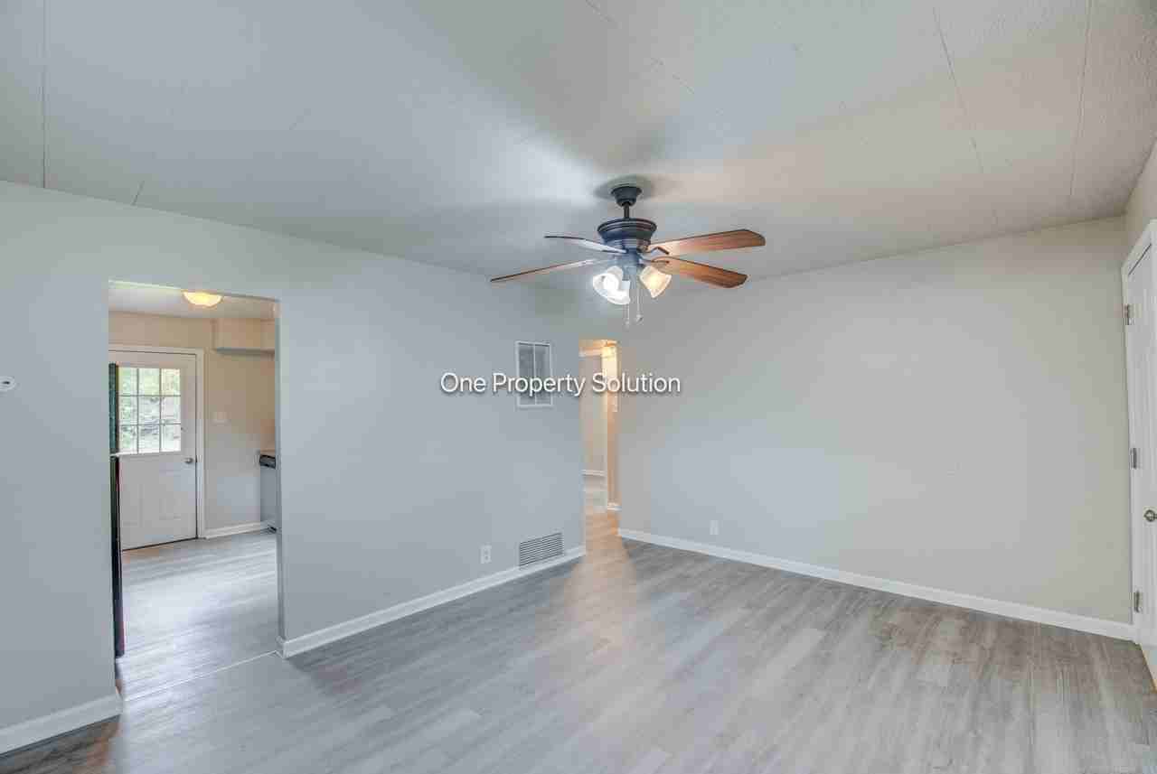 3765 S Liverpool Rd #1 - Photo 4 of 18