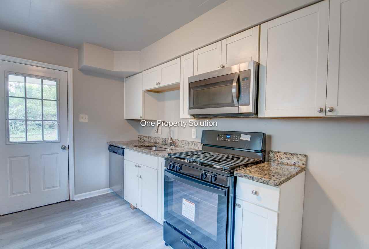 3765 S Liverpool Rd #1 - Photo 6 of 18