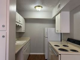 featured image of 701 E Grayson St