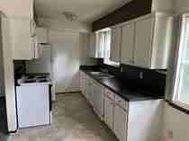 428 Spartan Ave #428 - Photo 7 of 13