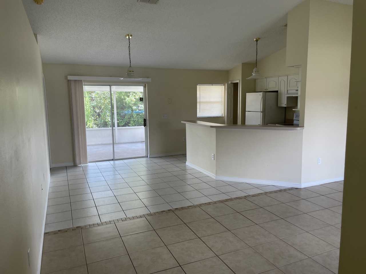 3049 Mandeville St #1 - Photo 5 of 20