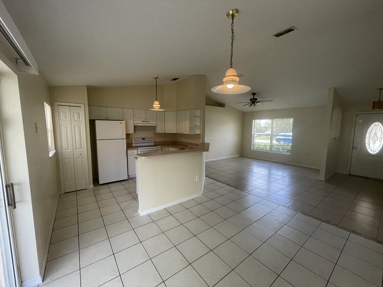 3049 Mandeville St #1 - Photo 6 of 20