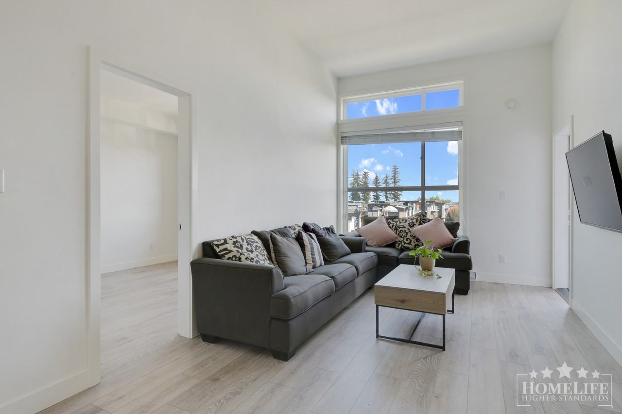 7809 209 St - Photo 6 of 33