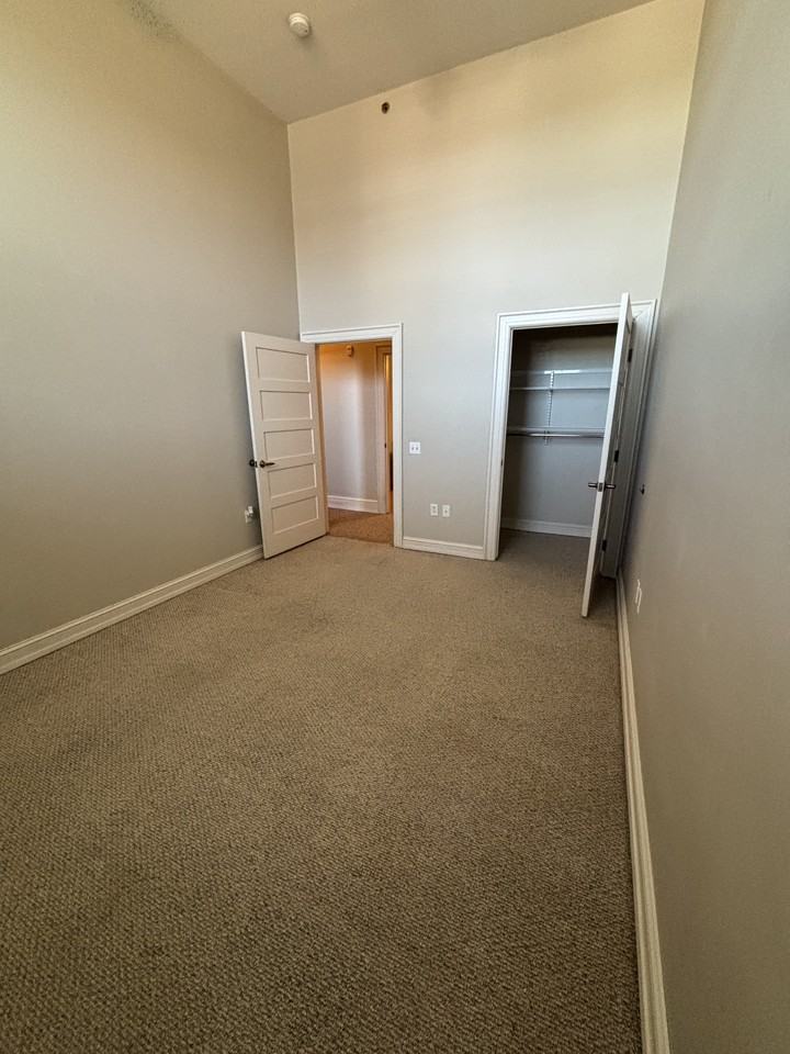 1521 Tower Ave #105 - Photo 7 of 10