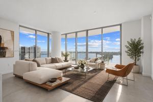 featured image of 1400 Biscayne Boulevard