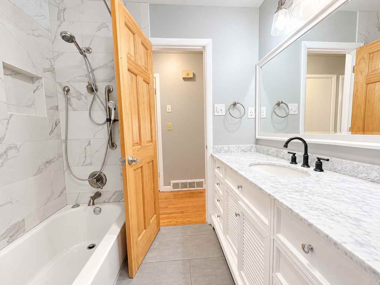 1428 Avondale Dr #1 - Photo 7 of 12