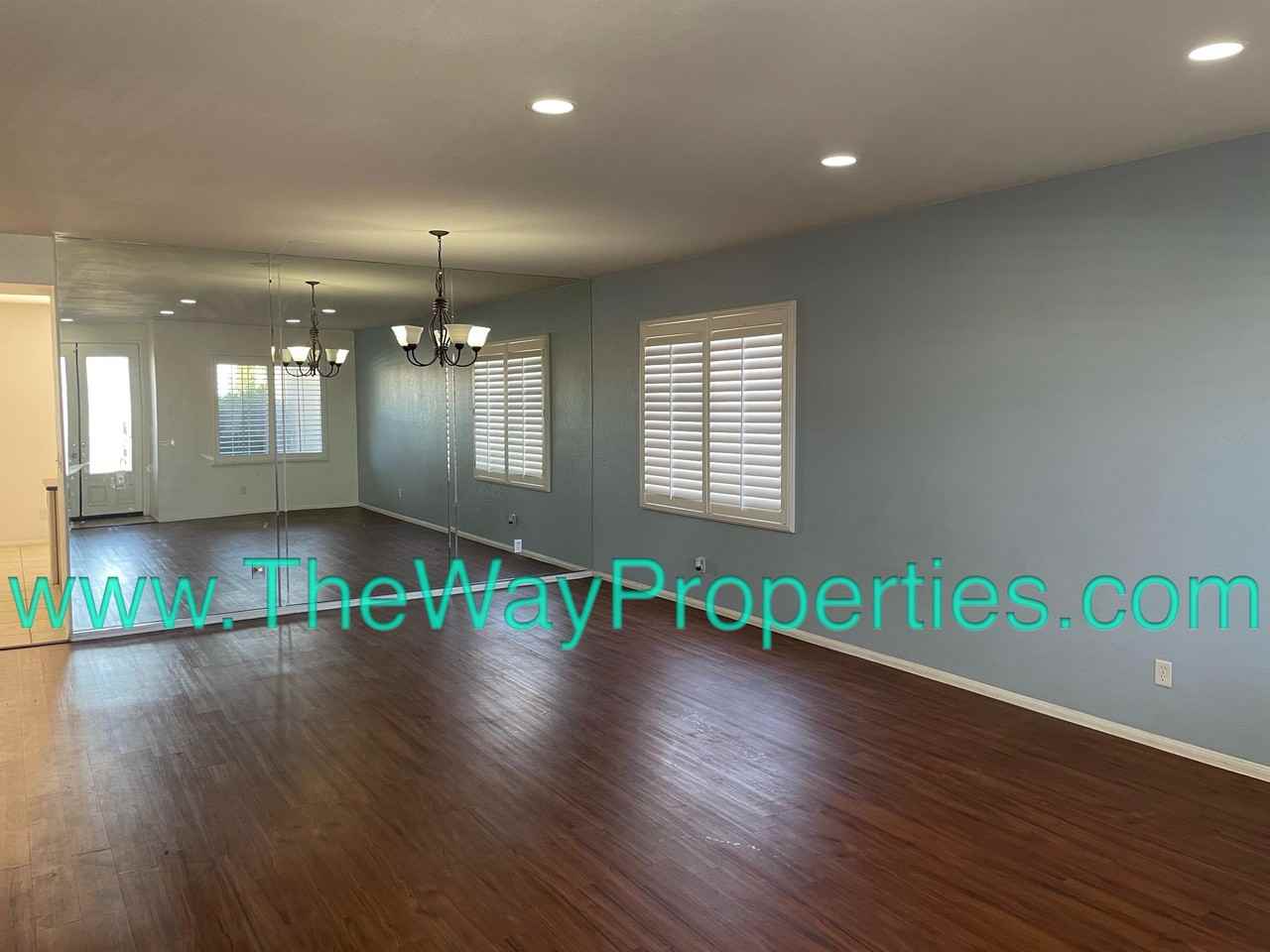 15058 Zircon Dr #1 - Photo 4 of 14