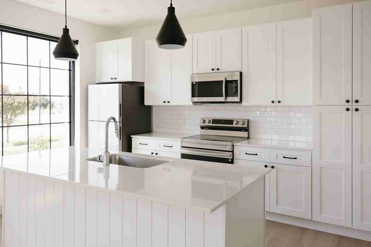 District Flats - Photo 5 of 12