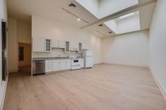 772res - Photo 1 of 1