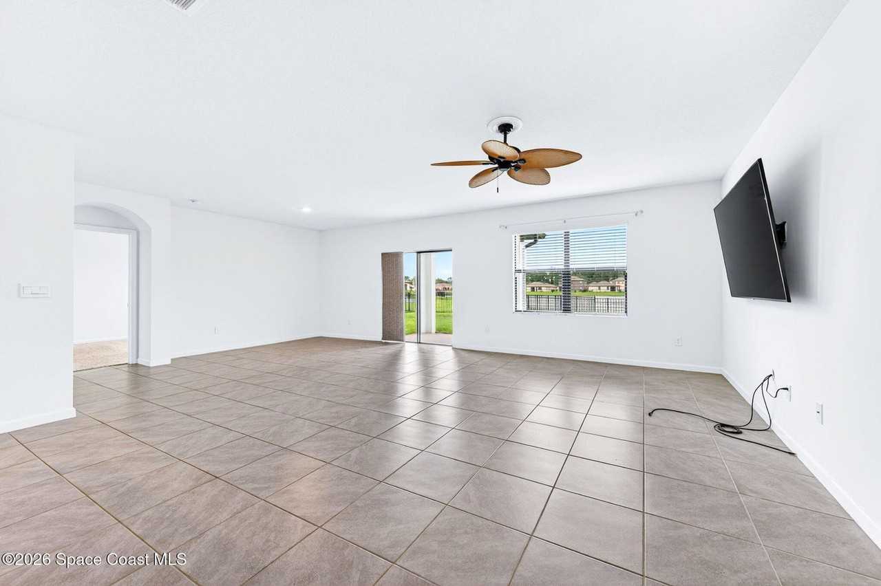 1477 Mineral Loop Dr Nw #1 - Photo 3 of 9