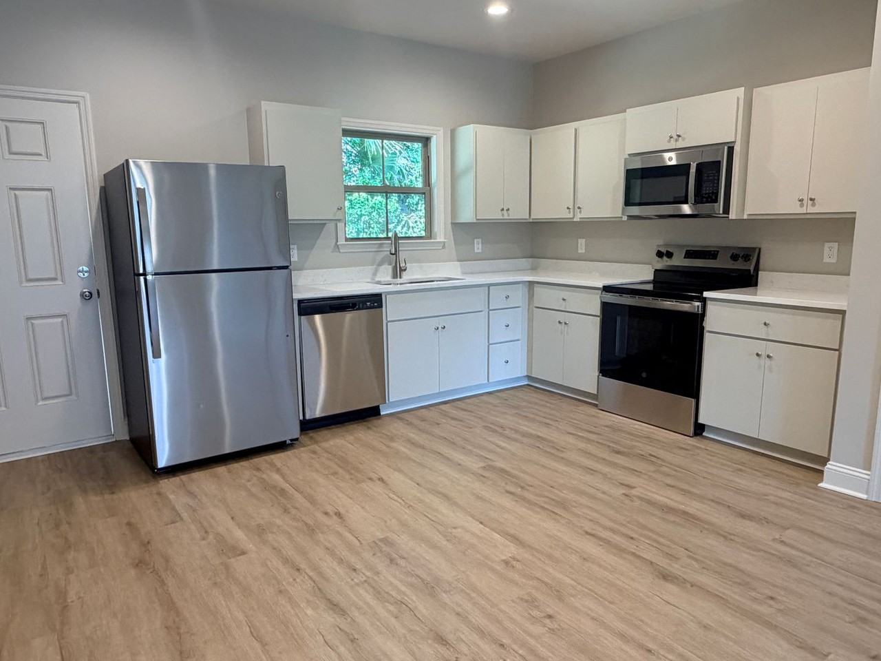 203 S Goodman St #3 - Photo 2 of 22