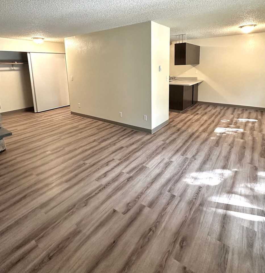 Boulder Park Apartments - Photo 6 of 50