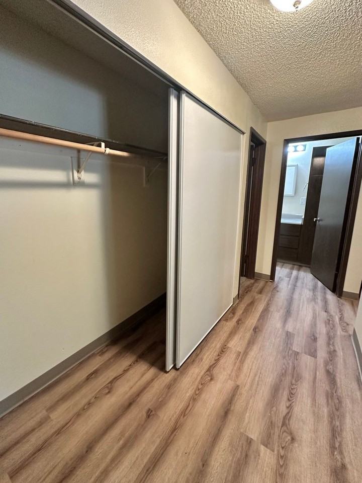 Boulder Park Apartments - Photo 7 of 50