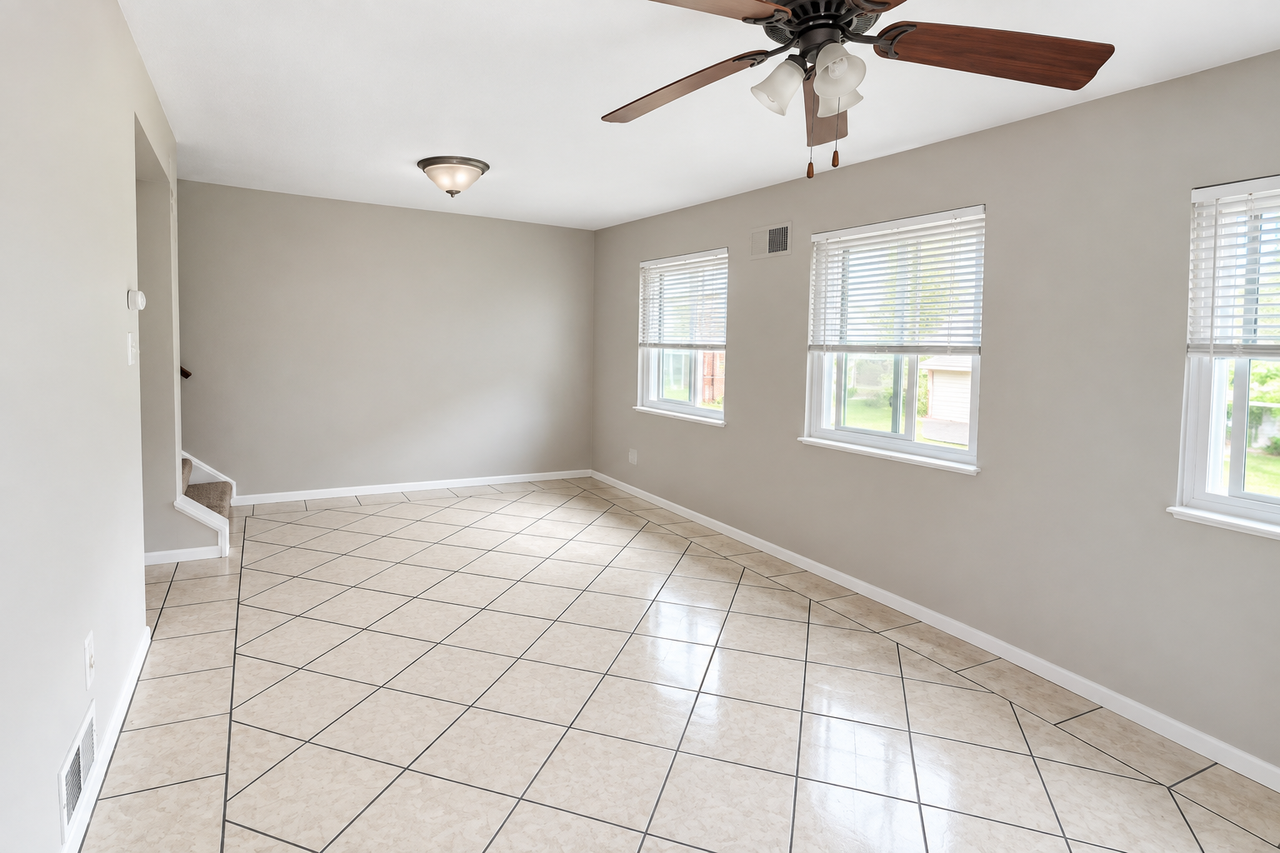 2807 LINCOLN WAYAPT 16 #16 - Photo 4 of 13