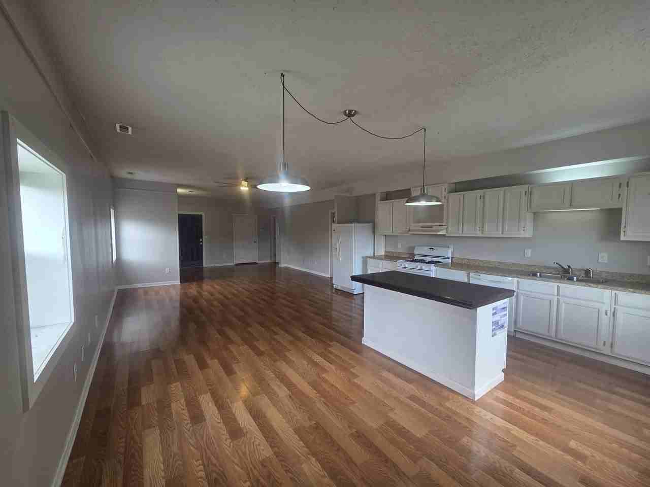 501 S Frisco #2 - Photo 2 of 15