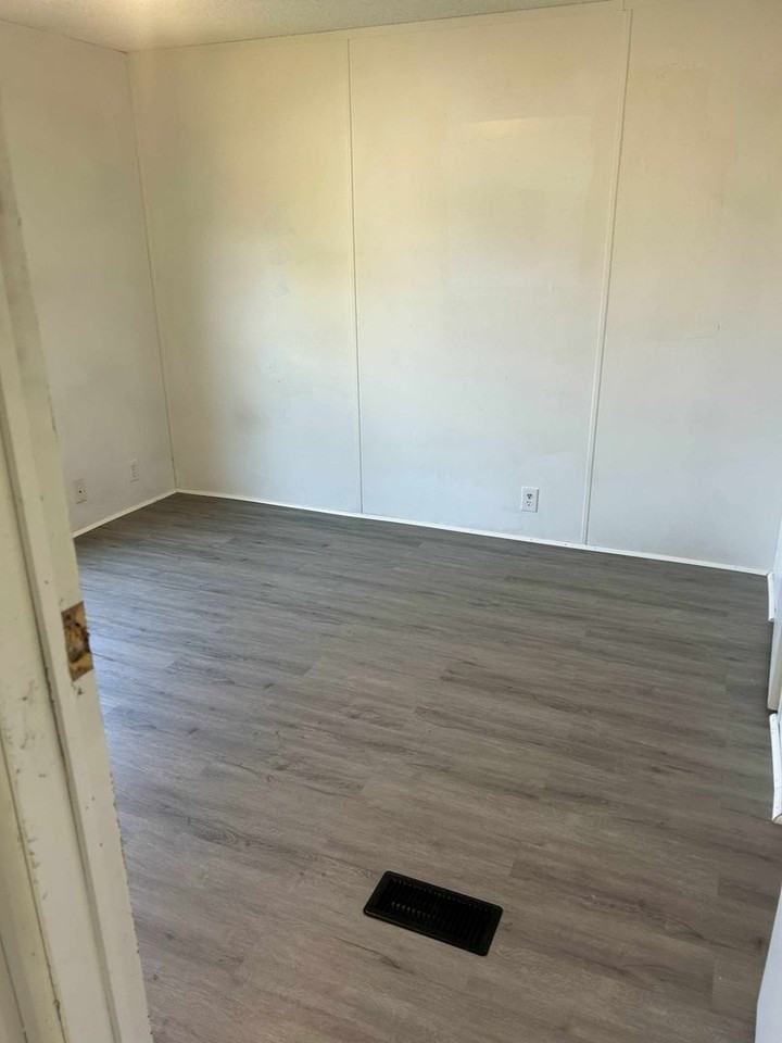 Neal Lane Mobile Home Park - Photo 4 of 7