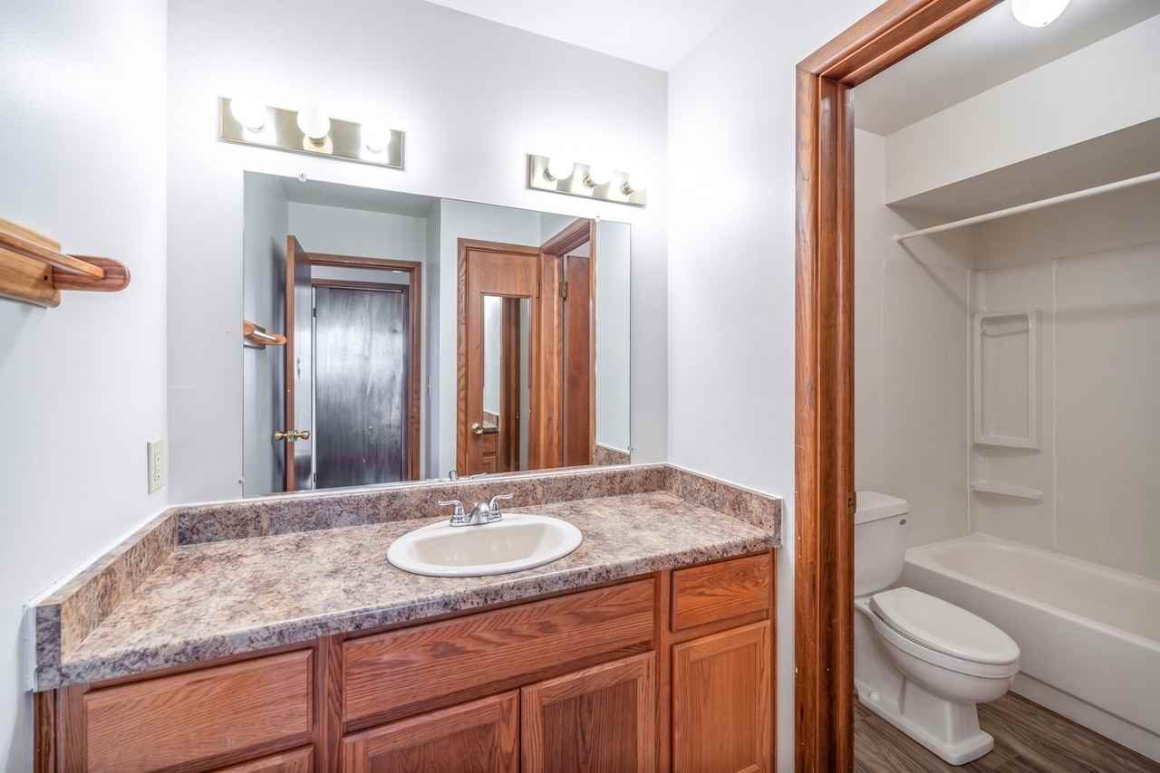 Willowick Apartments - Photo 6 of 7