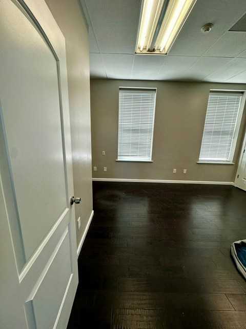 113 School St #B - Photo 7 of 10