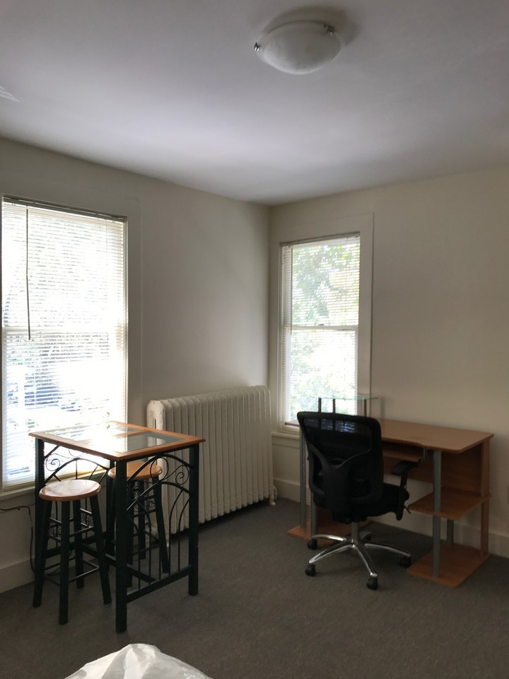 117 Dewitt Pl #2 - Photo 3 of 13